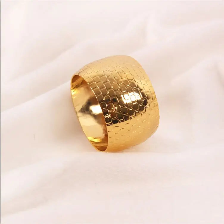 Modelo de hotel quarto anel dourado guardanapo fivela anel de guardanapo restaurante ocidental guardanapo de metal círculo anel de pano