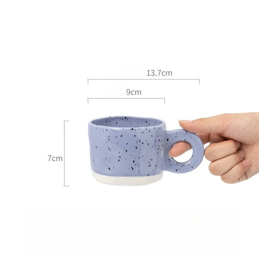 Caneca de cerâmica com tinta respingo irregular, alça artesanal, xícara de café, leite, casal, casa, escritório, decoração, punho de porcelana