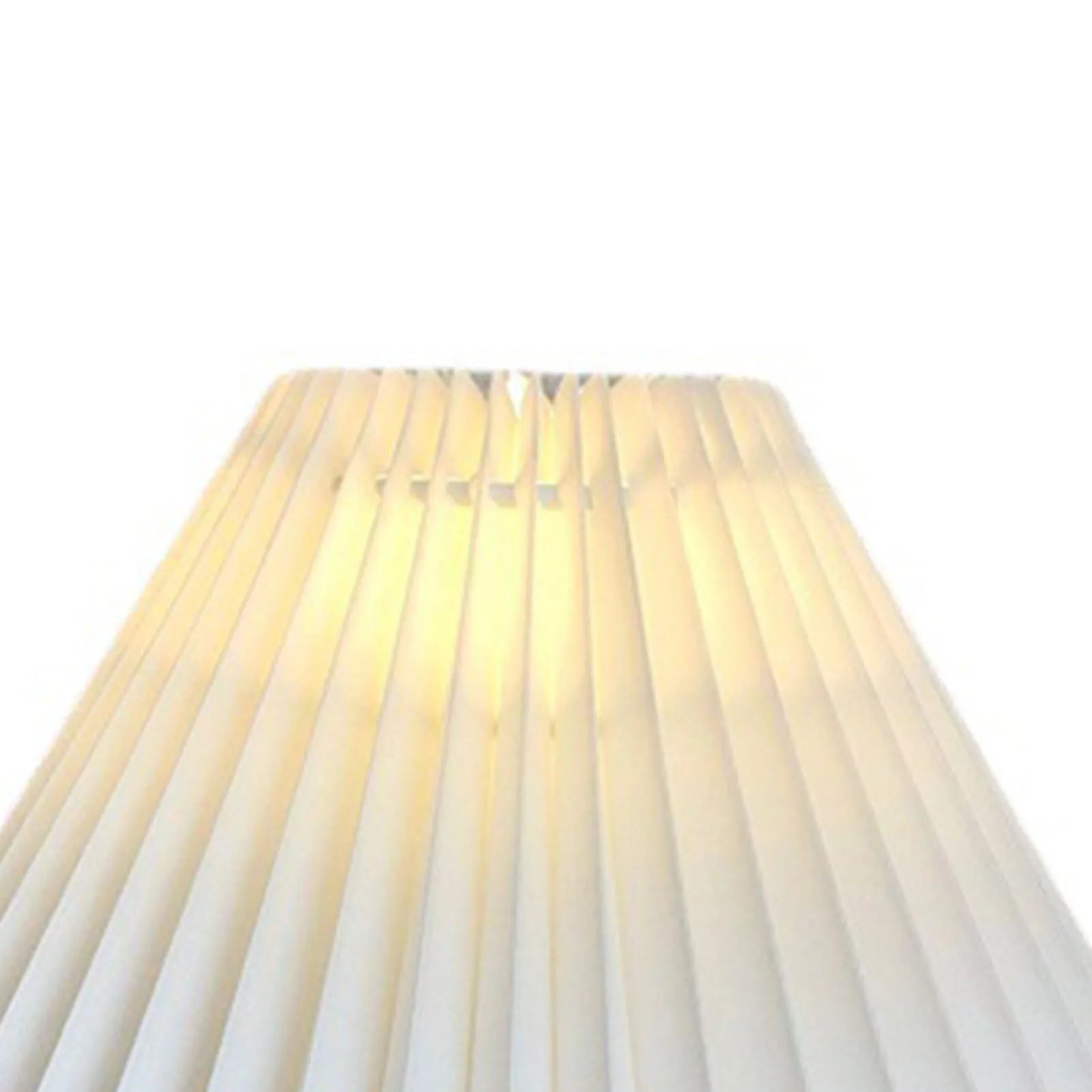 Luminária de Chão Rattan Vintage | Estilo Retrô para Sala e Quarto