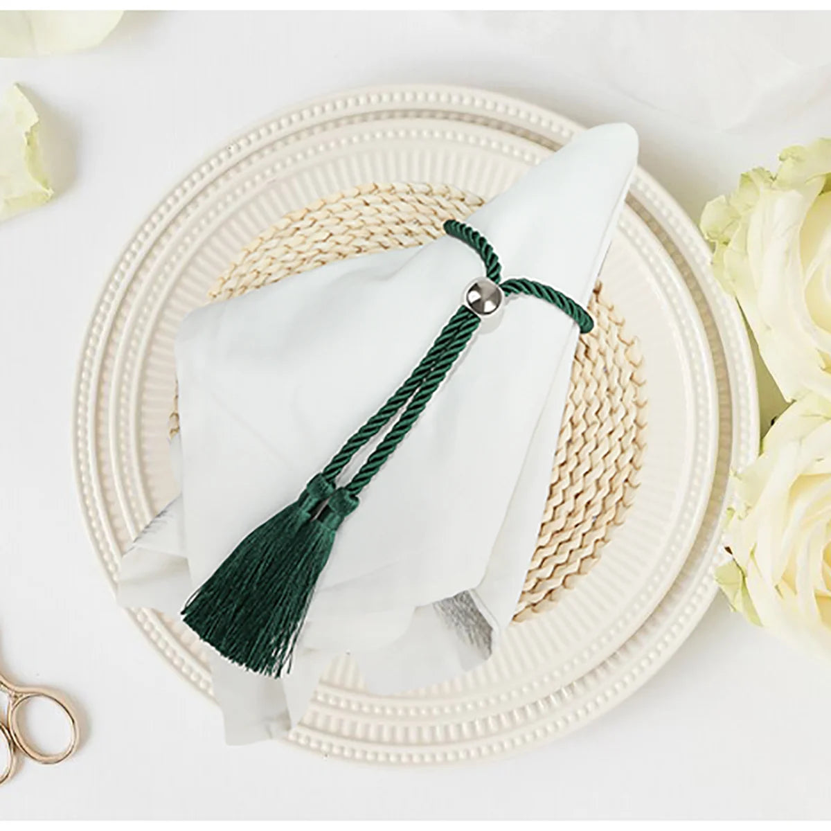 Kit 4 Anéis de Guardanapo Artesanais com Contas e Borla | Decoração de Mesa