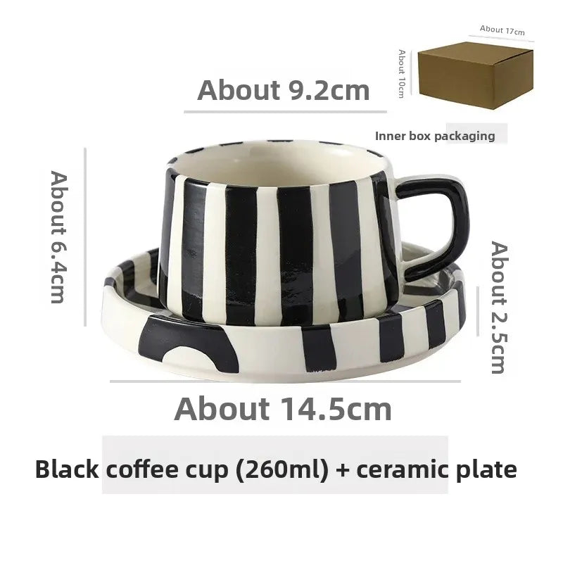 Conjunto de xícara de café cerâmica listrada criativa, para escritório, chá da tarde, latte fino, presente artesanal, combinação de xícara e prato
