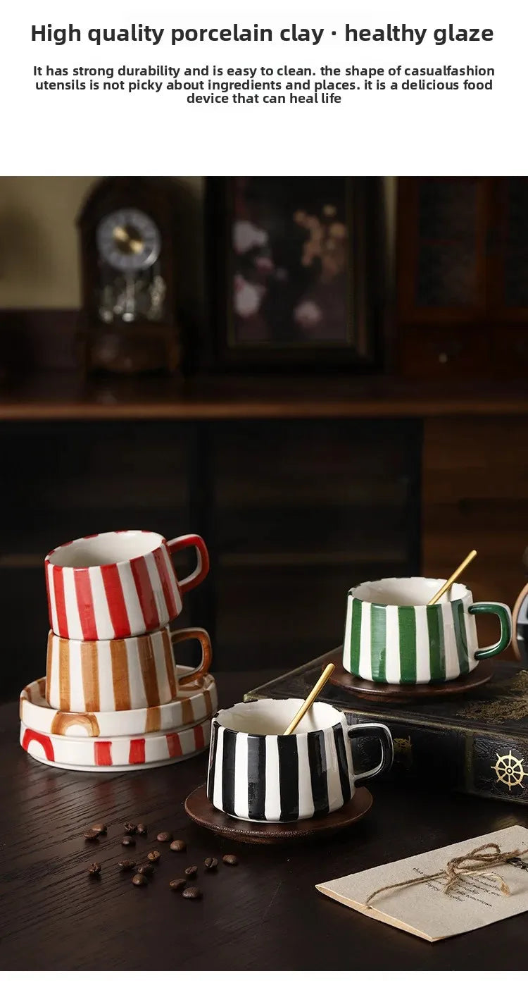 Conjunto de xícara de café cerâmica listrada criativa, para escritório, chá da tarde, latte fino, presente artesanal, combinação de xícara e prato