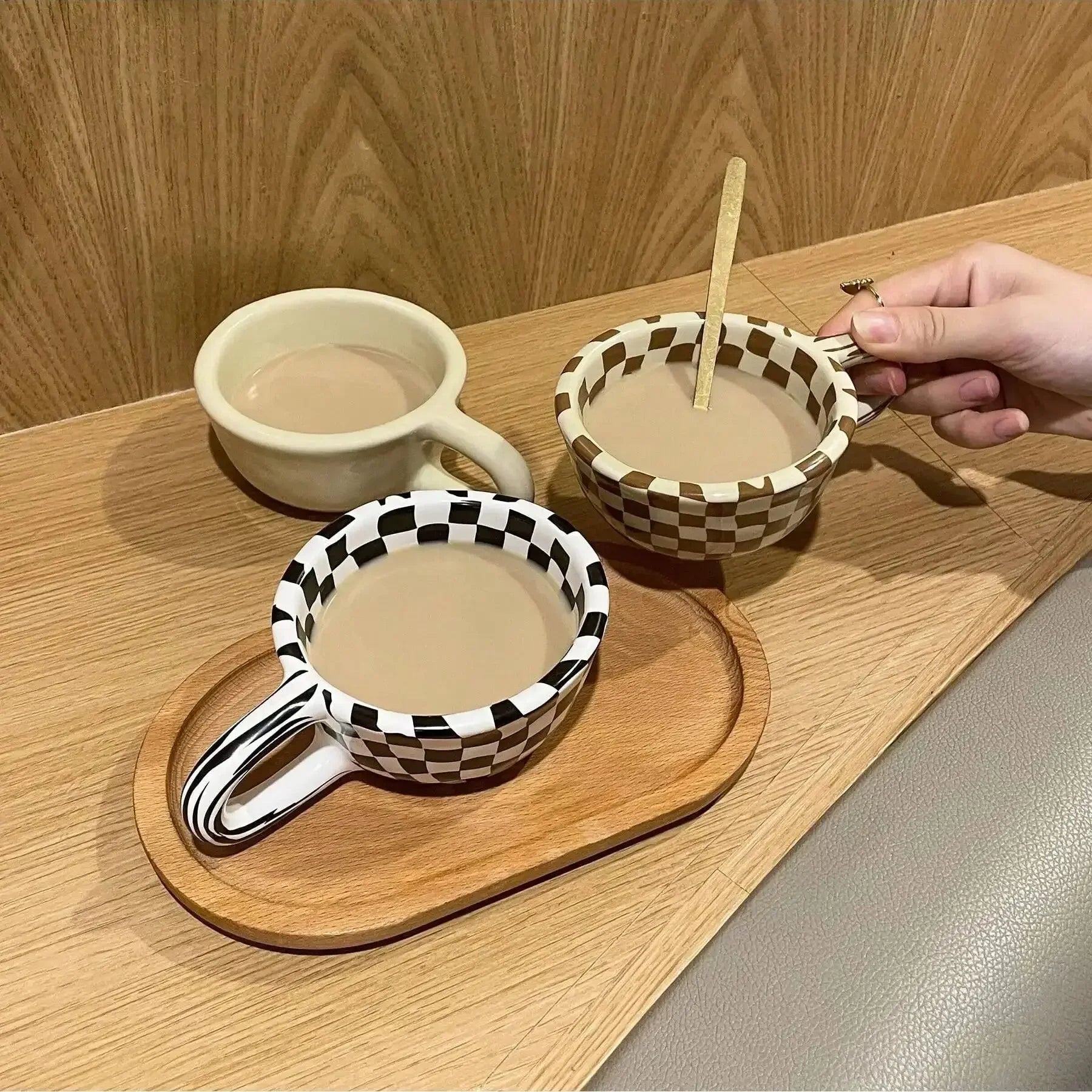 1pc criativo cerâmica xadrez padrão xícara de chá, xícara de café xadrez irregular