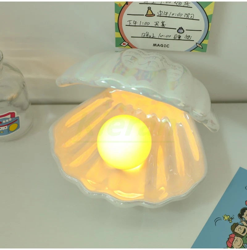 Luminária Pérola com LED | Abajur Decorativo para Quarto e Sala