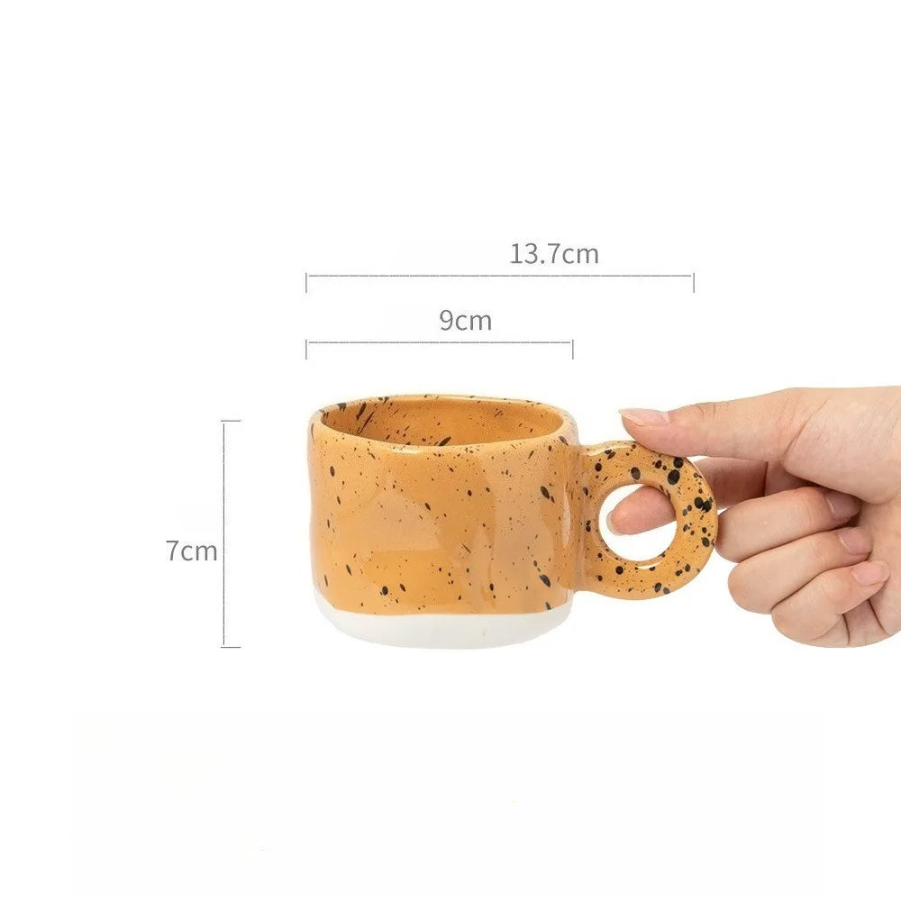 Caneca de cerâmica com tinta respingo irregular, alça artesanal, xícara de café, leite, casal, casa, escritório, decoração, punho de porcelana