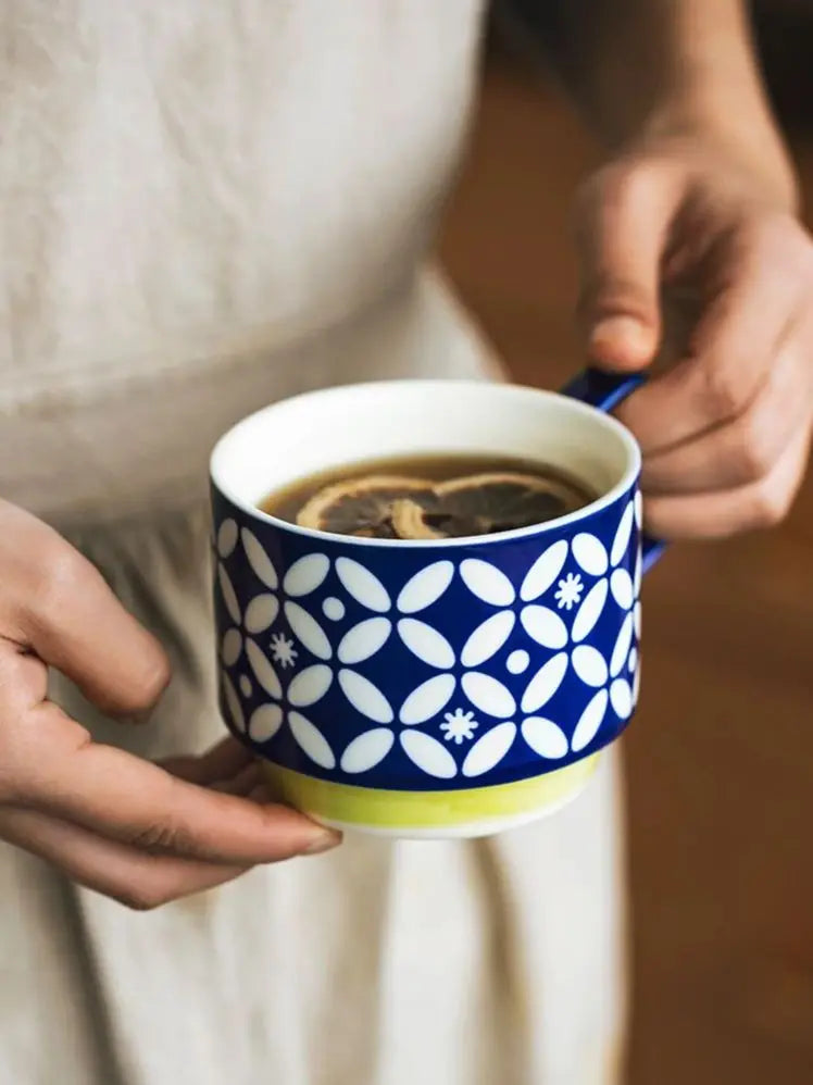 Caneca de Cerâmica Floral Japonesa | Estilo Retrô | 300ml