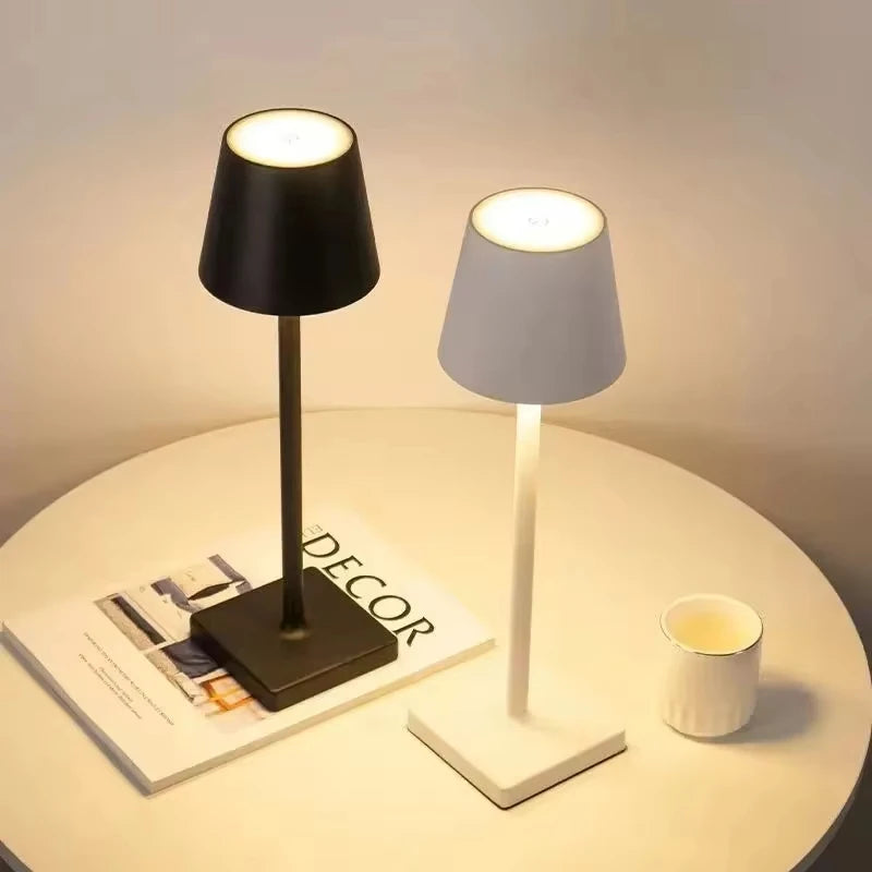 Luminária de Mesa Minimal – Coleção Aura Light