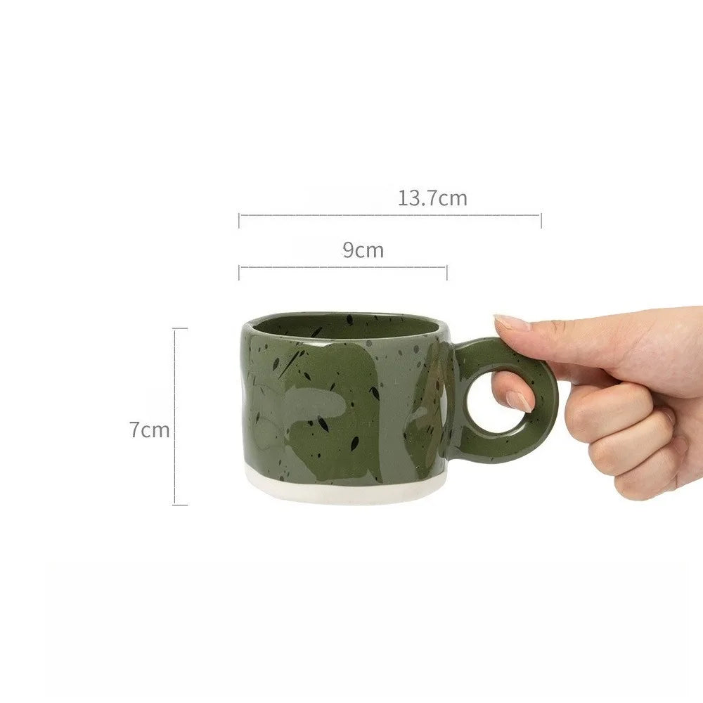 Caneca de cerâmica com tinta respingo irregular, alça artesanal, xícara de café, leite, casal, casa, escritório, decoração, punho de porcelana