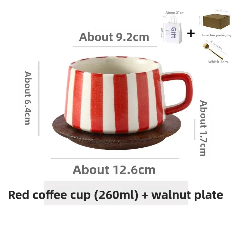 Conjunto de xícara de café cerâmica listrada criativa, para escritório, chá da tarde, latte fino, presente artesanal, combinação de xícara e prato